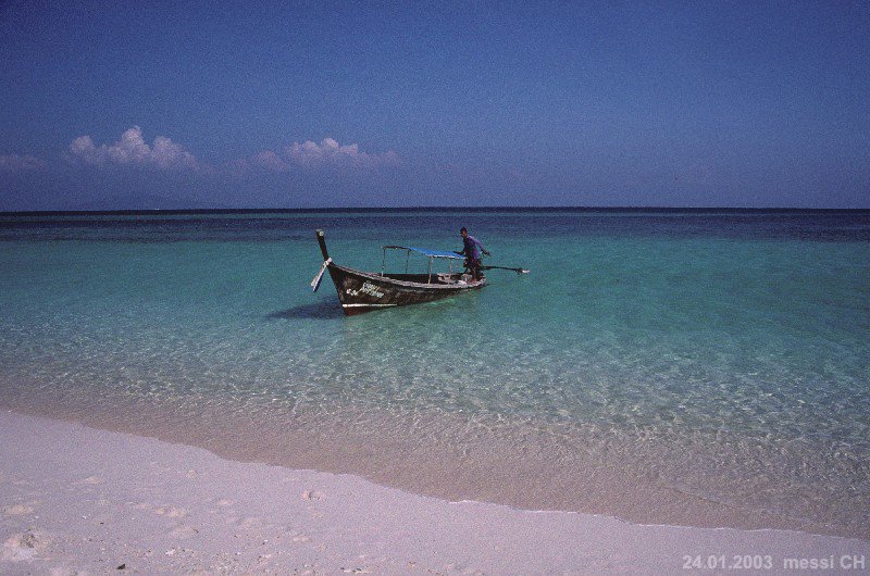 (messi03) With the longtail boat to Bamboo Island [90°] by ©polytropos