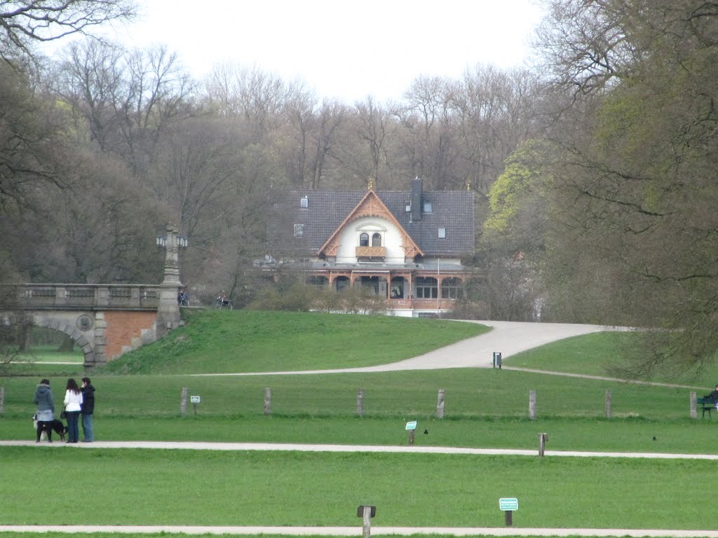 Blick vom Parkhotel zur Melchersbrücke und Meierei by ChristianB