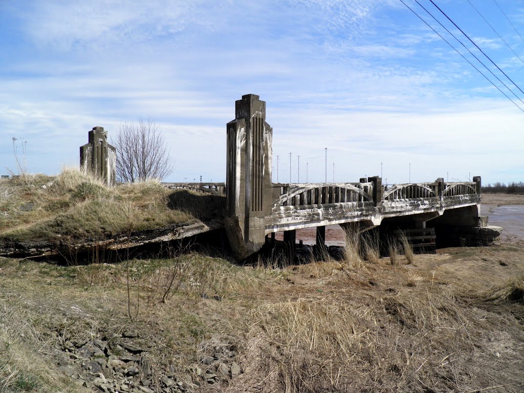 1940 bridge by goodjobbob