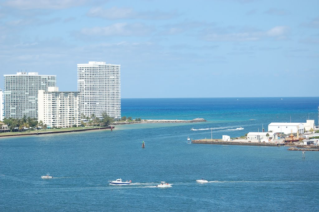 Port Everglades by Dave Schauer