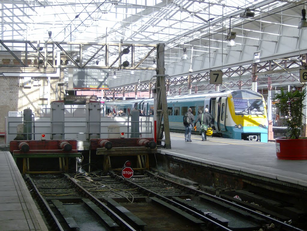 Class 175 at Crewe. by colwynboy