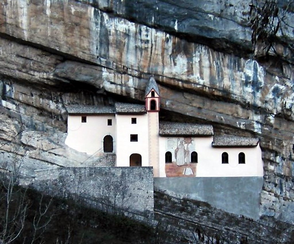 Eremo "Sant Colombano" by Carmelo Giovanazzi