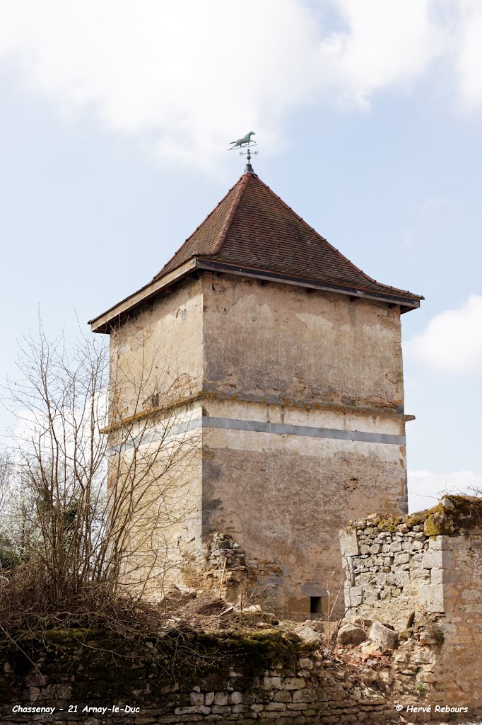 21 Arnay-le-Duc - Chassenay Pigeonnier by H. Rebours