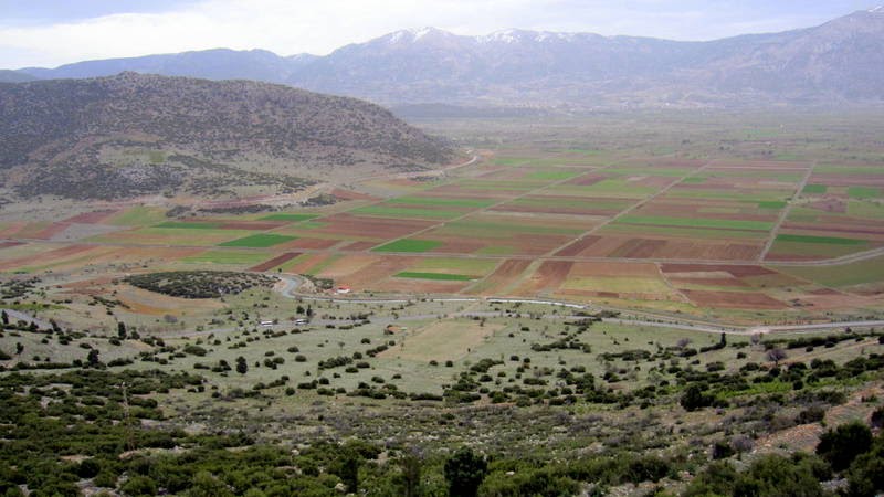 Keloğlan mağarasından Dodurga ovası by Osman Ünlü