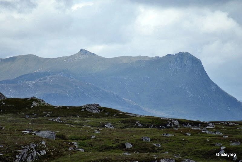 Ben Loyal (764 mts) by grisleyreg