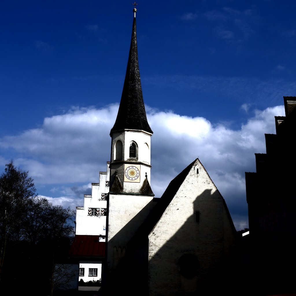 Sct. Anne Wasserburg Silhouette by caramusa