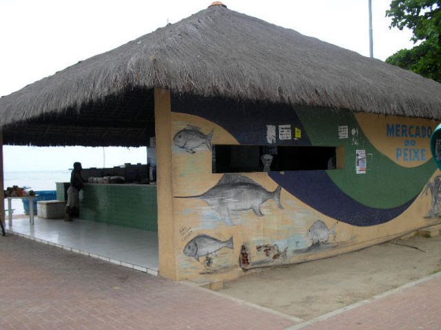 Mercado do Peixe - Praia de Ponta Verde by Alba Alves de Lima