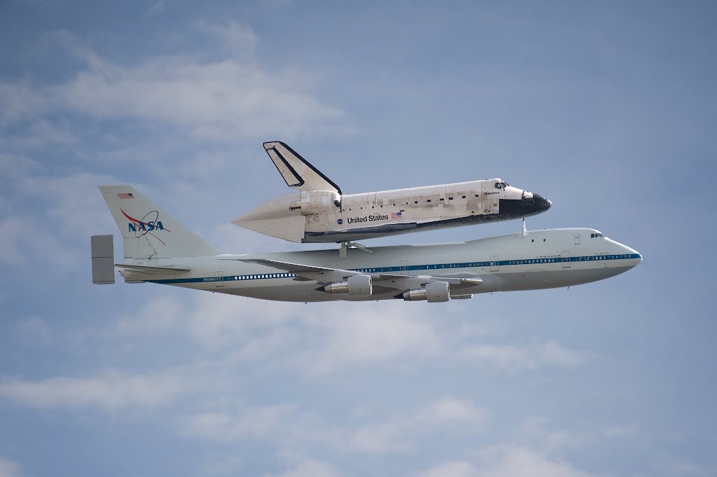 N905NA Boeing 747-123 NASA Space Shuttle Discovery Washington, DC by concord977