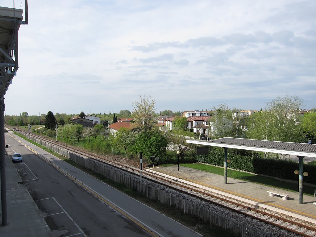 33077 Sacile, Province of Pordenone, Italy by stephenpoon@italy