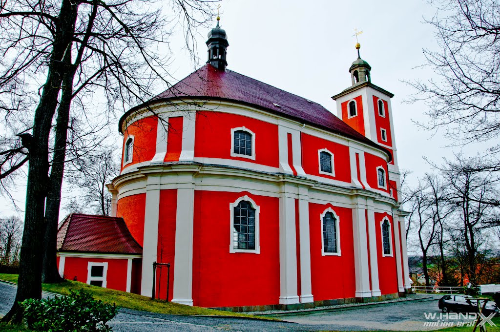 Kathol. Pfarrkirche von Nebelschütz (Altarseite) by axking77