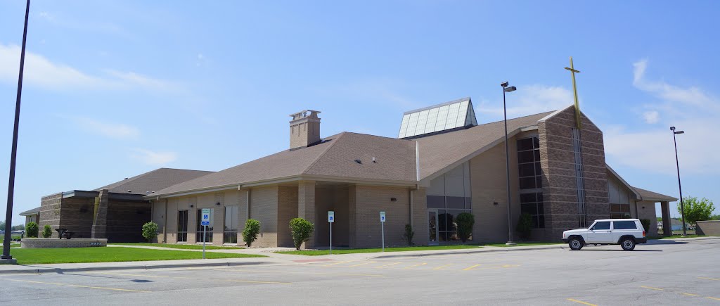 Fremont, NE: First Lutheran (ELCA) by pylodet