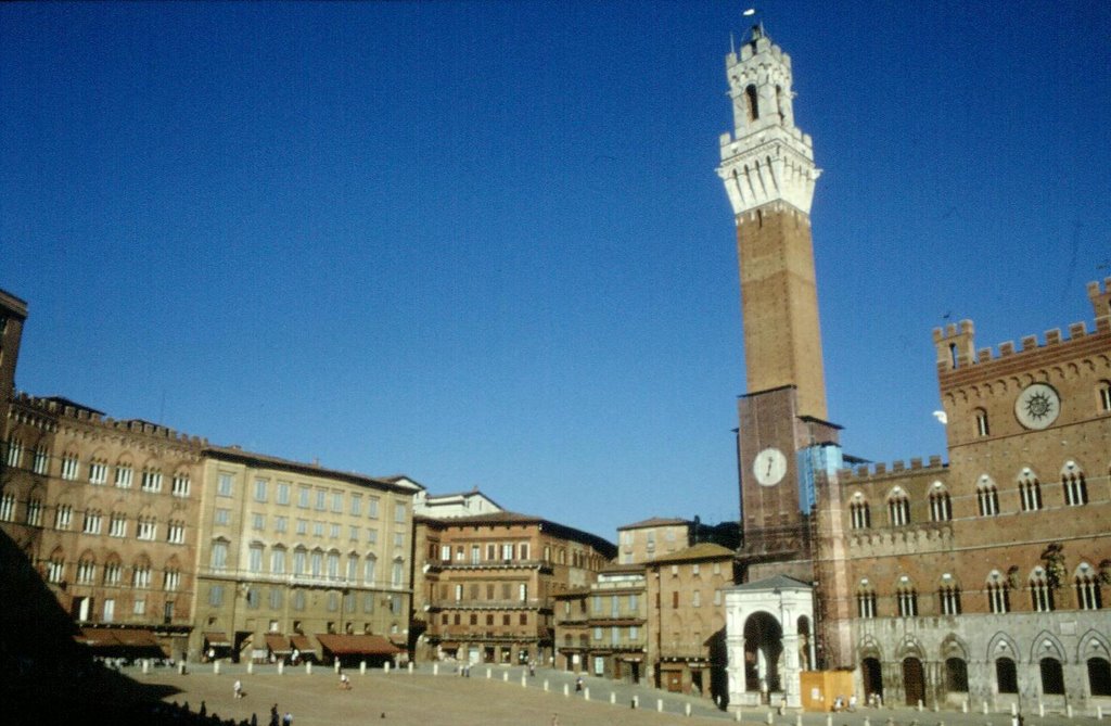 SIENA I by H.Blum