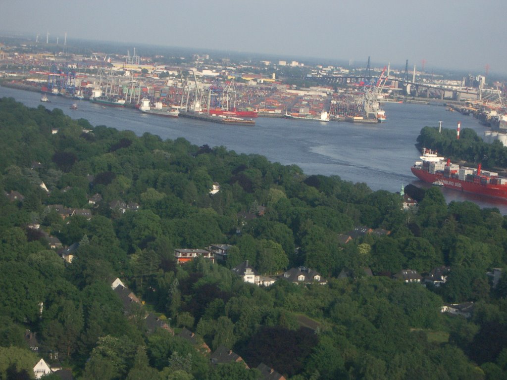 Othmarschen, Hamburg, Germany by B.Scheer