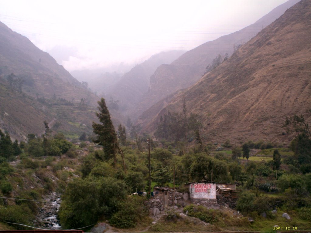 QUEBRADA EN MATUCANA KM 74.400 2389 MSNM by peru123