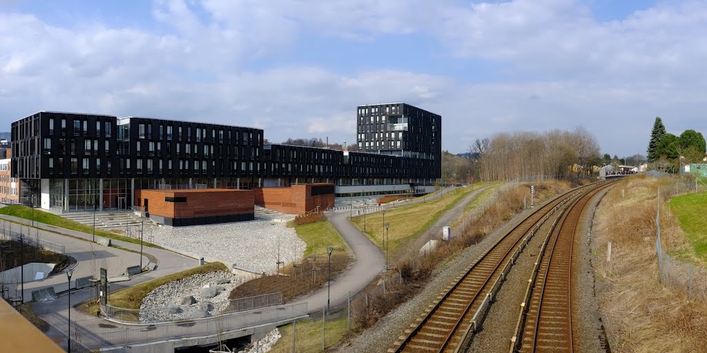 Institute of Informatics, University of Oslo by Gunnar Maehlum