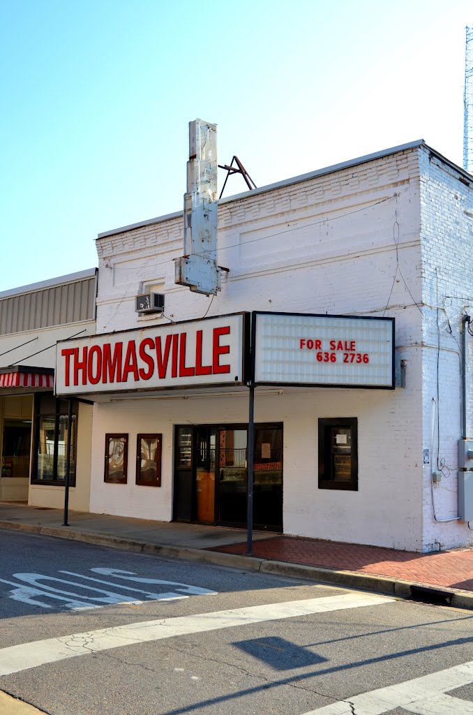 Thomasville Theatre by wmr36104