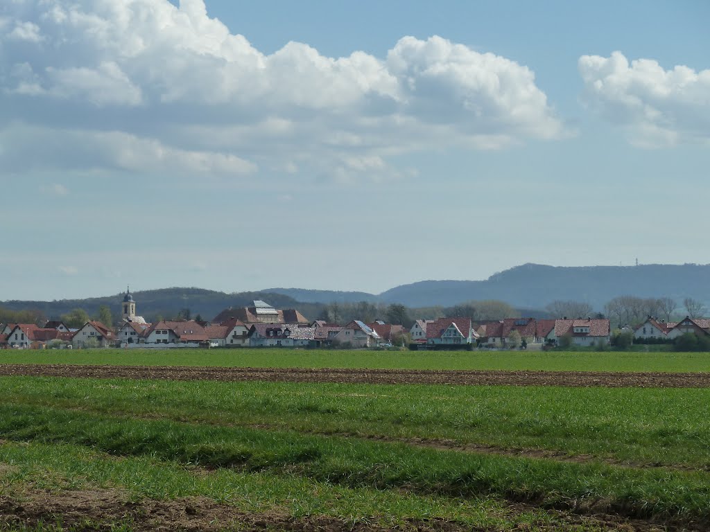 Sulzheim: Blick zum Zabelstein by cammino - VIEWS? No, thanks