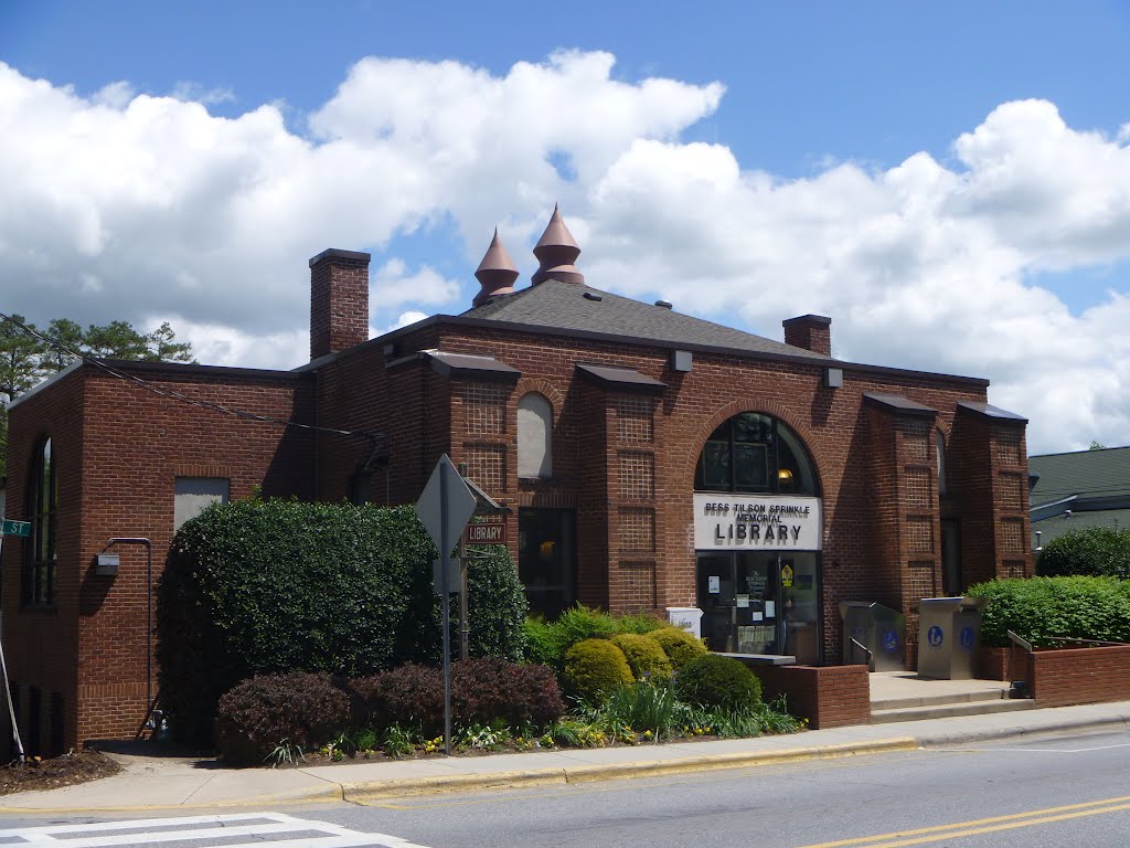 Weaverville Public Library by jamesofalltrades