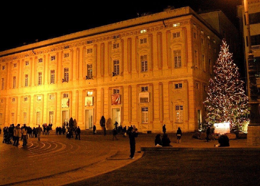 Palazzo Ducale, Genova notte di Natale 2007 by pier luigi baglioni