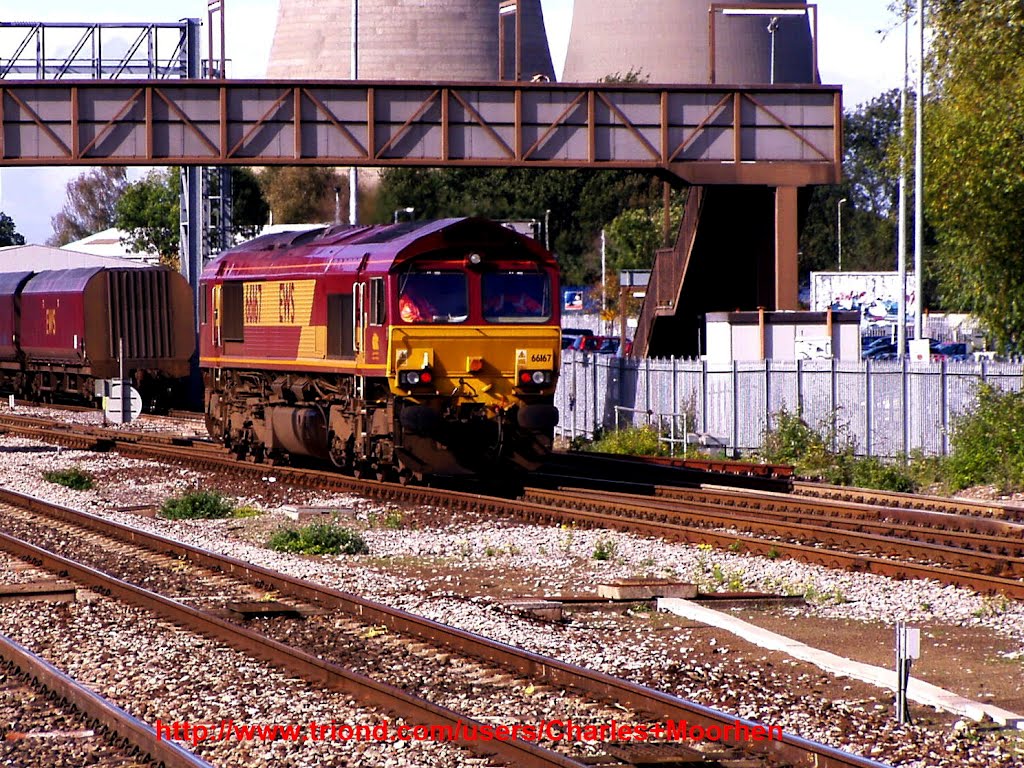 Class 66167 EWS Diesel Locomotive Photo, at Didcot, England, 2004 by Charles Moorhen