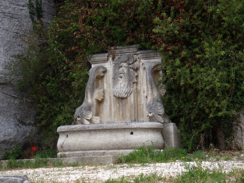 Les Baux-fontaine by oenanthe   ♥ Pano ♥