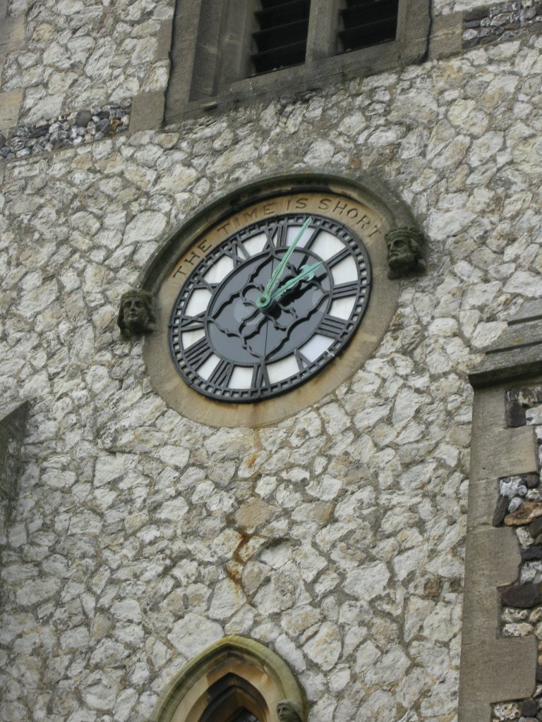 Alton - The clock of The church "All saints" by zovzaistina.com