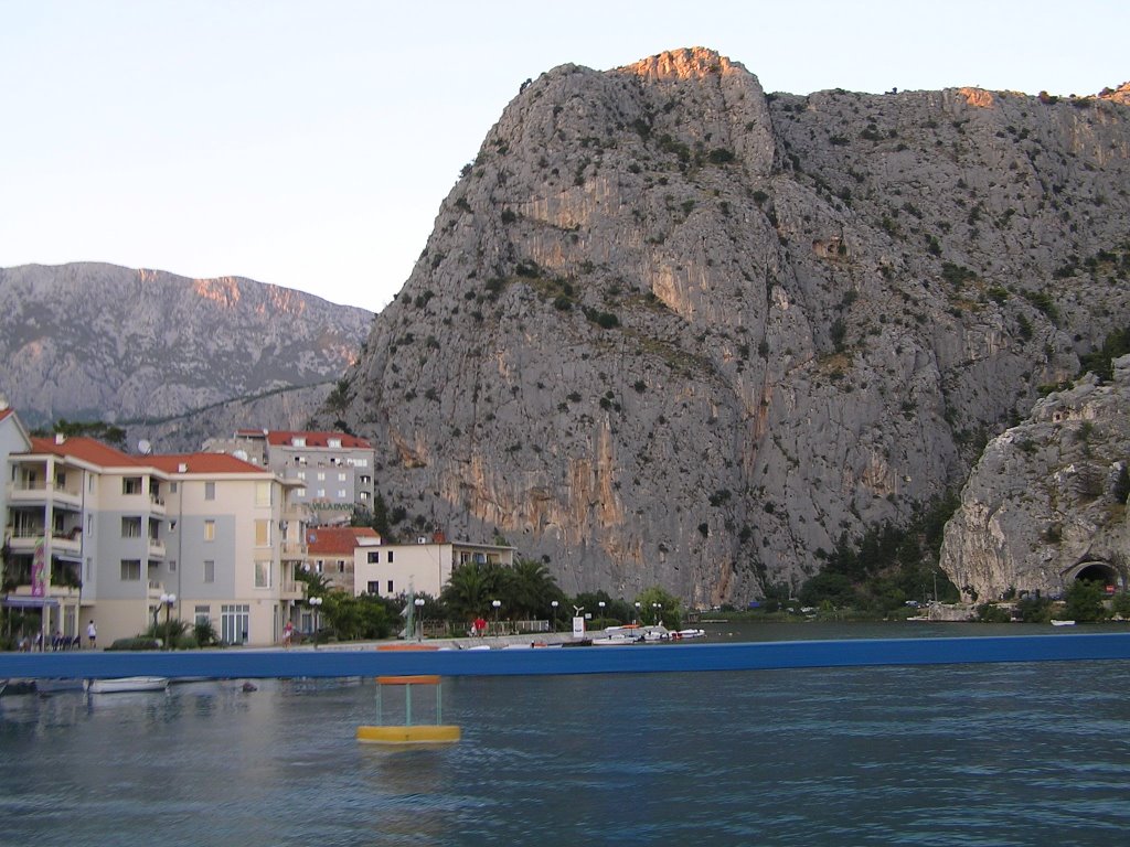 Omis by Dalibor Benovic