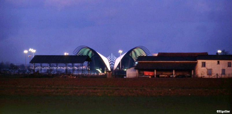 Gare TGV - St Exupéry - Lyon - by Arktos,