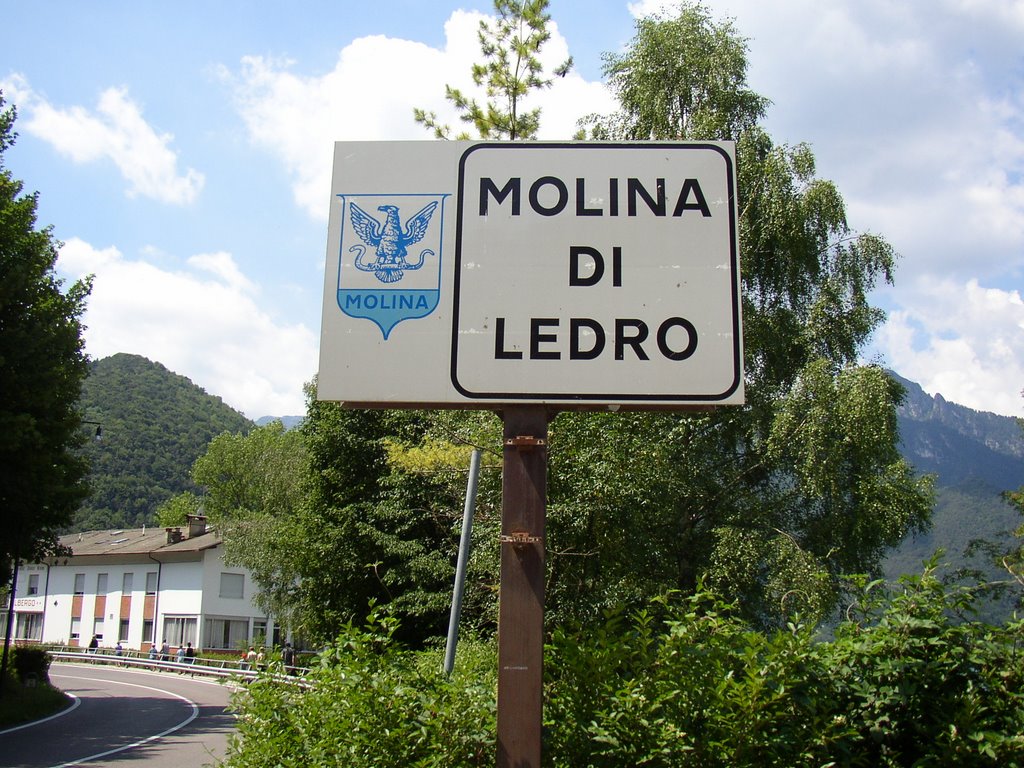 Molina Di Ledro by Superboer