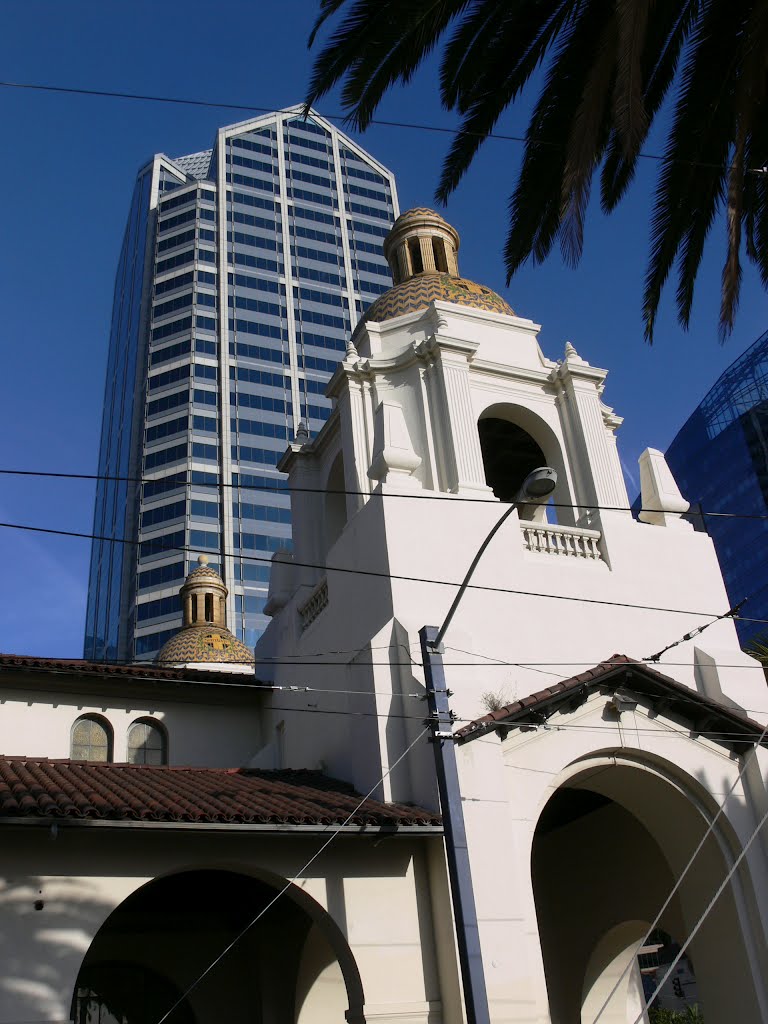 Amtrak Santa Fe, San Diego, California by J.gumby.BOURRET