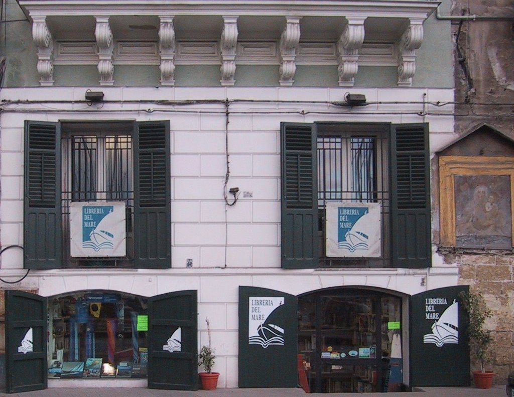 Libreria del mare alla Cala by libreria del mare