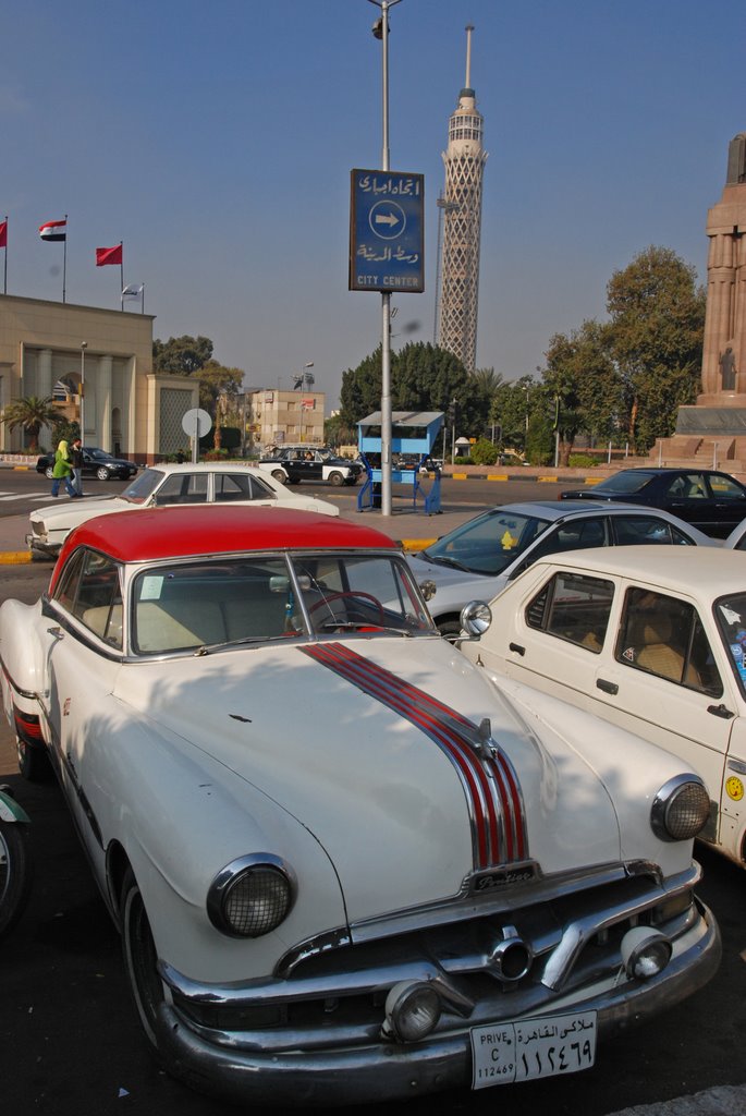 50ies Pontiac & Cairo Tower by homerjs555