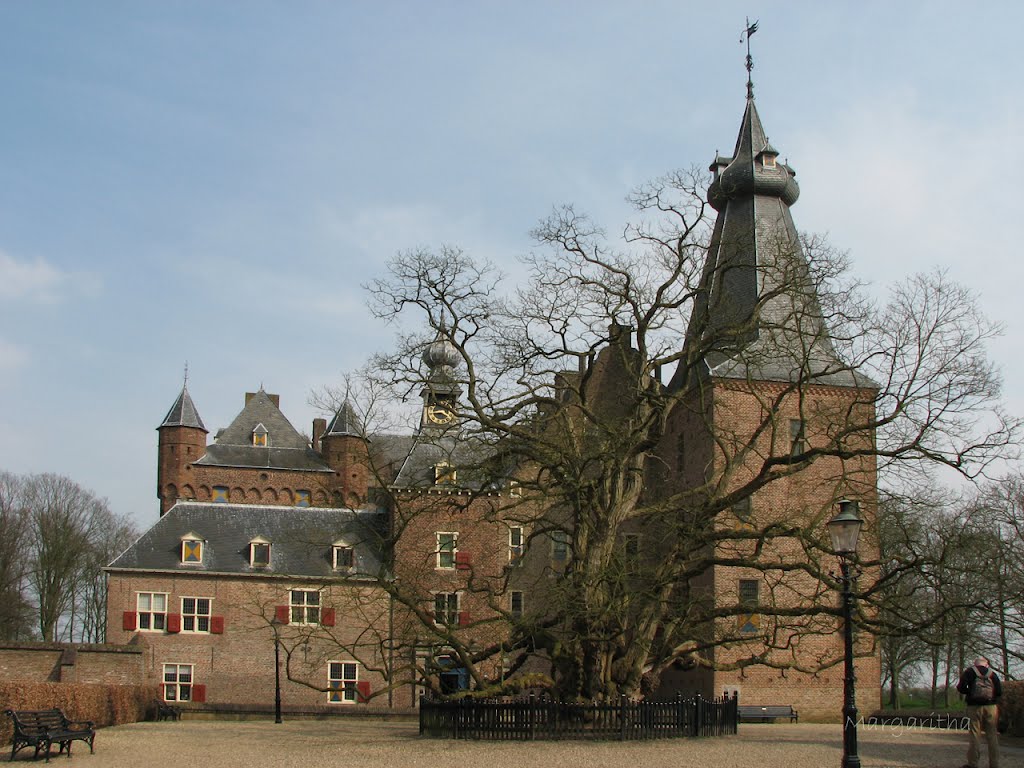 Kasteel Doorwerth by Margaritha