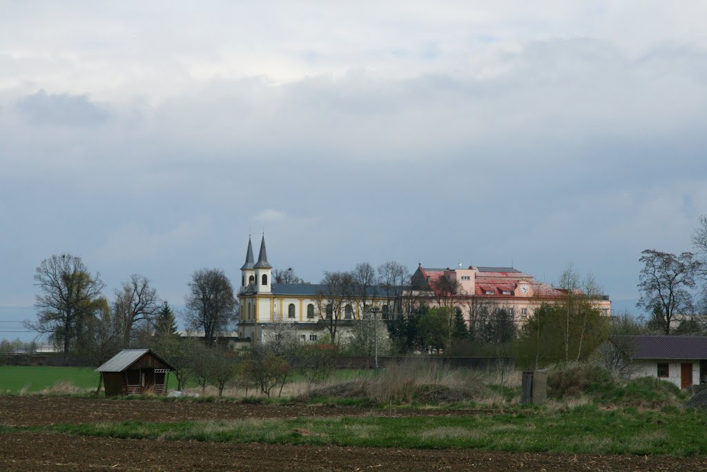 Pohled z ul. Nádražní v Července by FotoMor