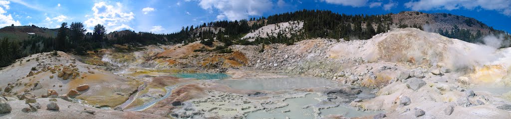 Bumpass Hell by Paul Spanjaart