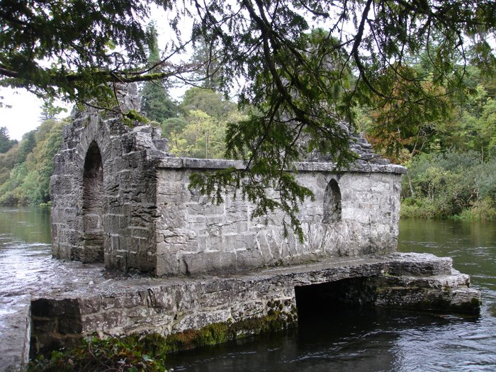 Cong Abbey Fishing House by mooneyt