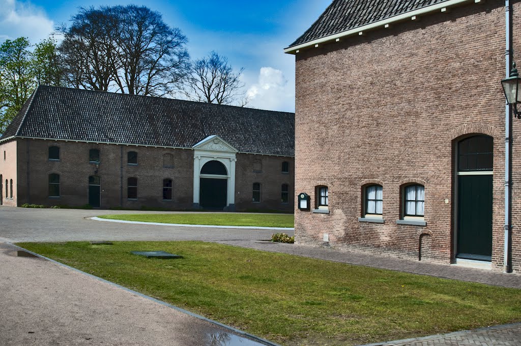 Cannenburch former stables by Jamabo