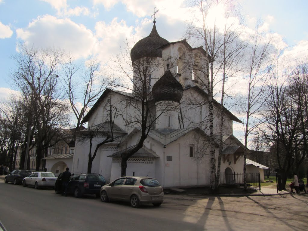 Pskov. Russia / Псков. Церковь Николая Чудотворца со Усохи 1536г. by Andrej Antipin