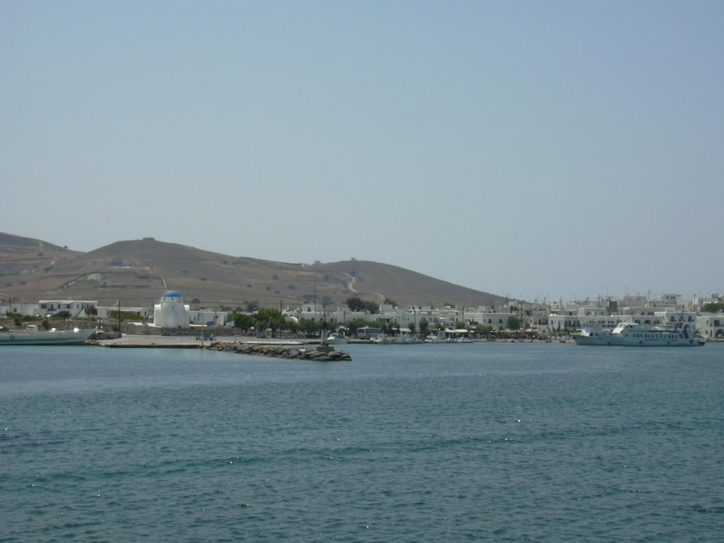 ANTIPAROS by Gianni Lydia