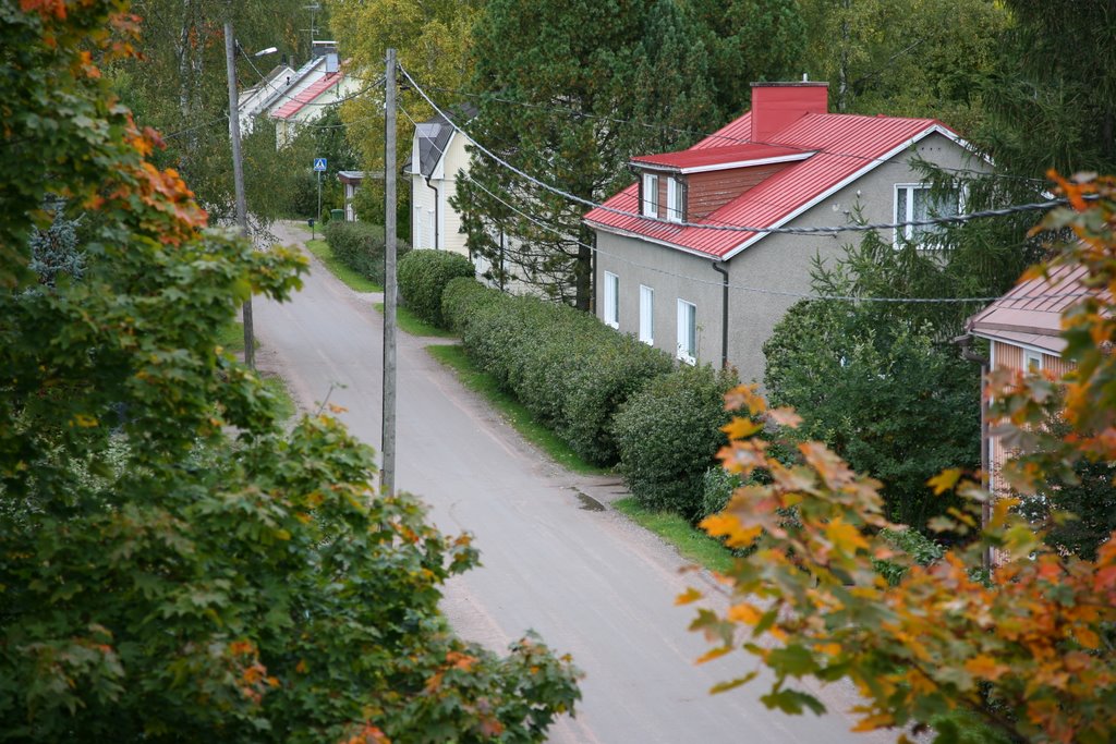 Kaarlonkatu, RIIHIMÄKI by G T