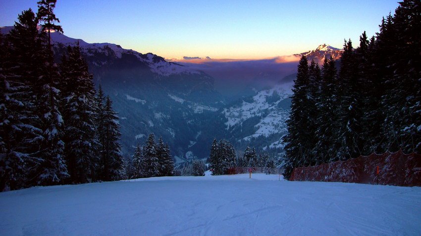 Haneggschuss, Wengen, Lauterbrunnental, Dezember 2007 by basis104