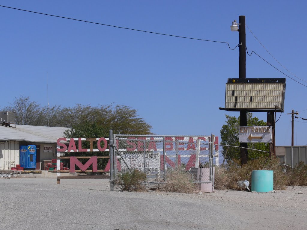 Salton Sea Beach Marina, California by J.gumby.BOURRET