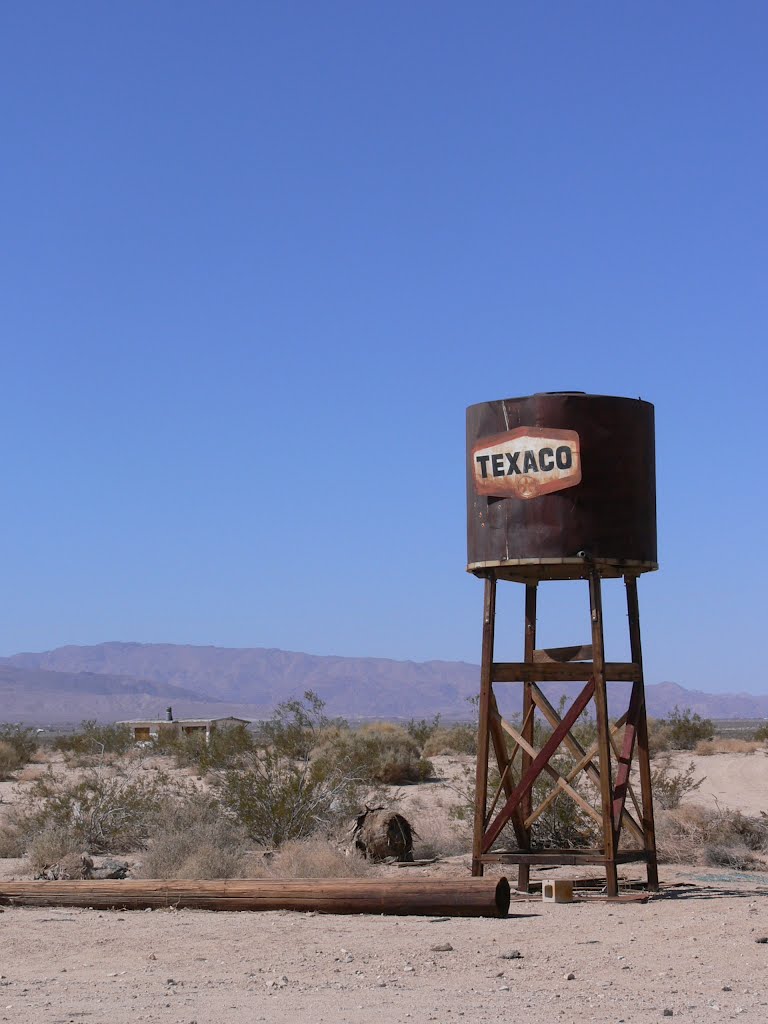 The Palms Restaurant, Twentynine Palms, California by J.gumby.BOURRET