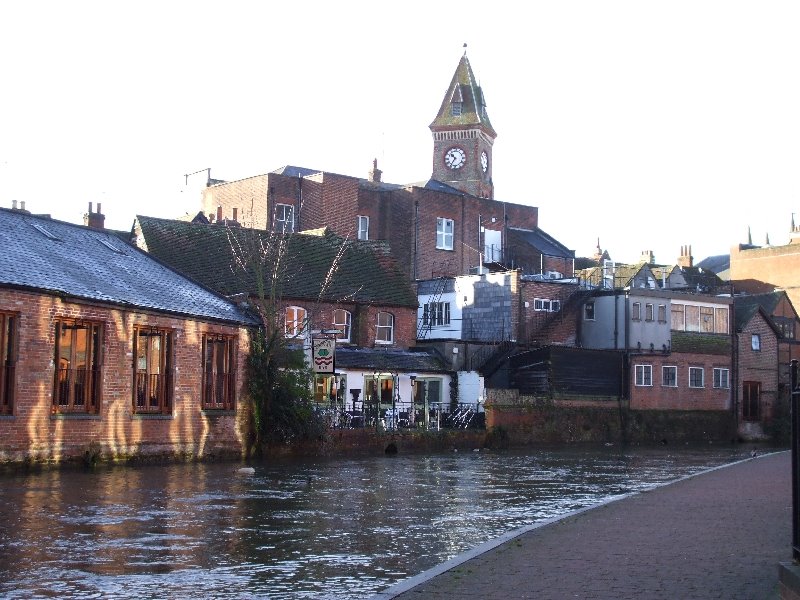 Newbury Town Hall seen from the Kennet & Avon Canal (2008) by jk1812