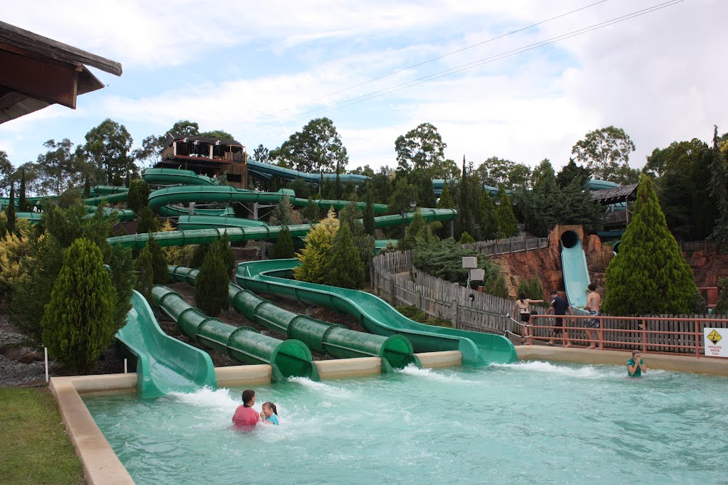 White Water Mountain,Wet'n'Wild by Steve Busson