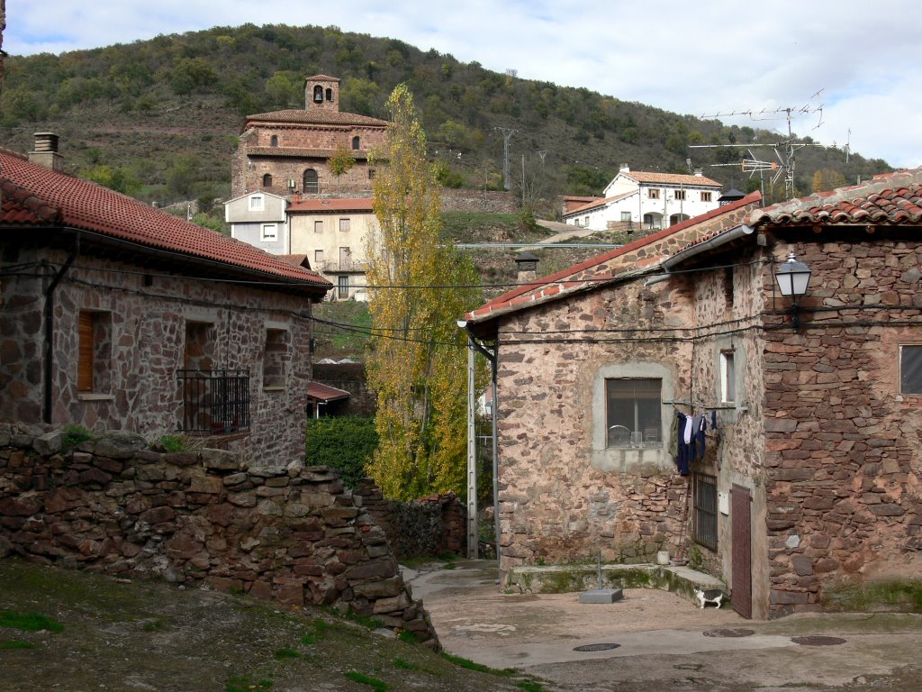 VILLAVELAYO (Siete Villas). La Rioja. Valle del Najerilla. 2006. 12. by Carlos Sieiro del Nido