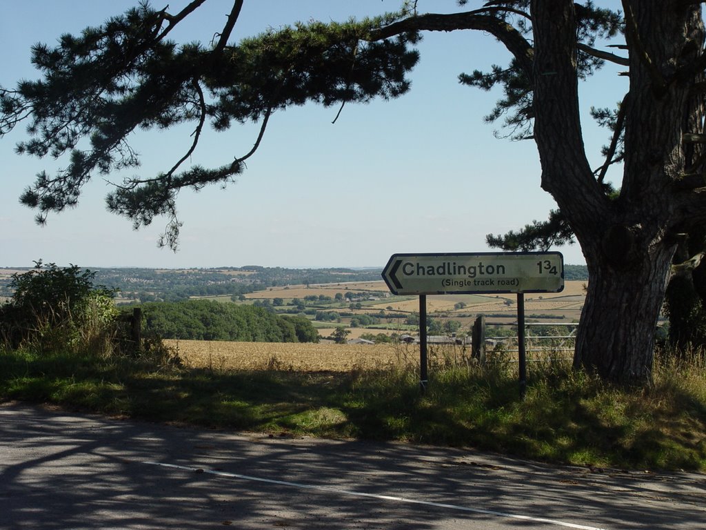 Charlbury from Chadlington turn at top of Pudlicote Hill by Christine Elliott