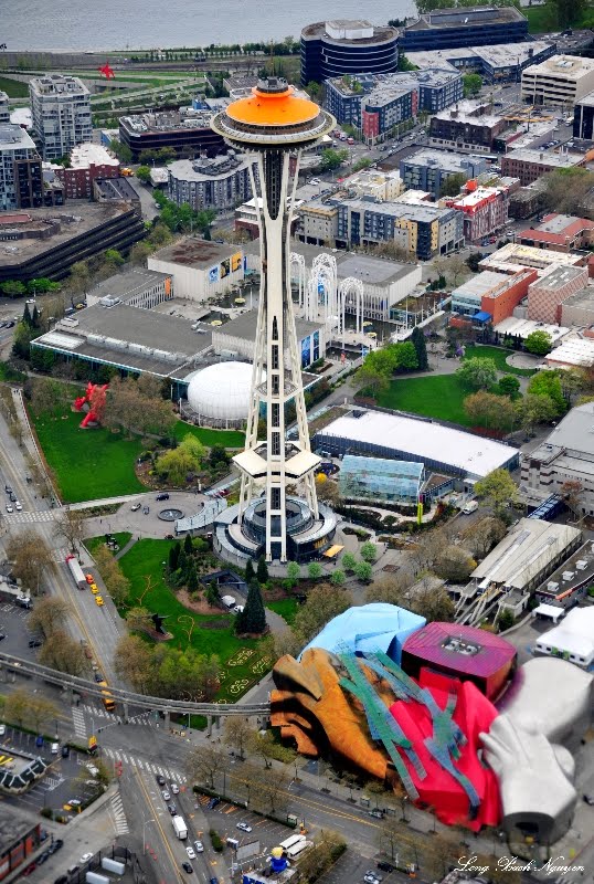 Space Needle 50th Birthday by longbachnguyen