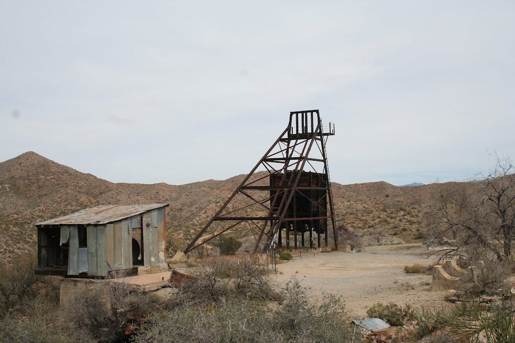 Monte Christo Mine Headframe by azoffroad.net