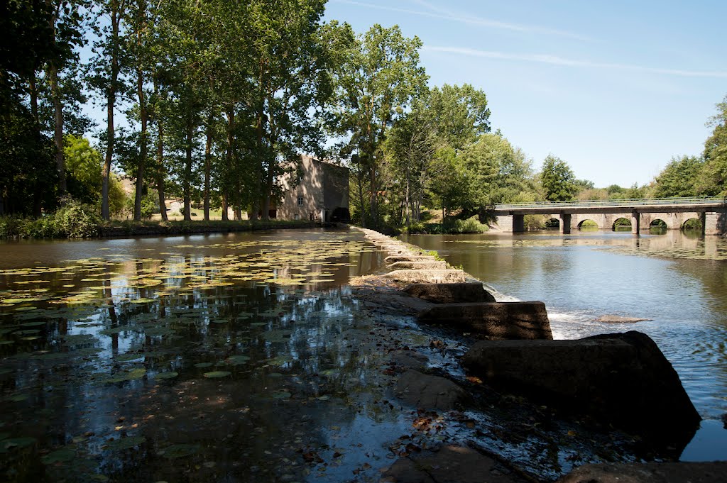 Le Pont de Gourgé by JAA